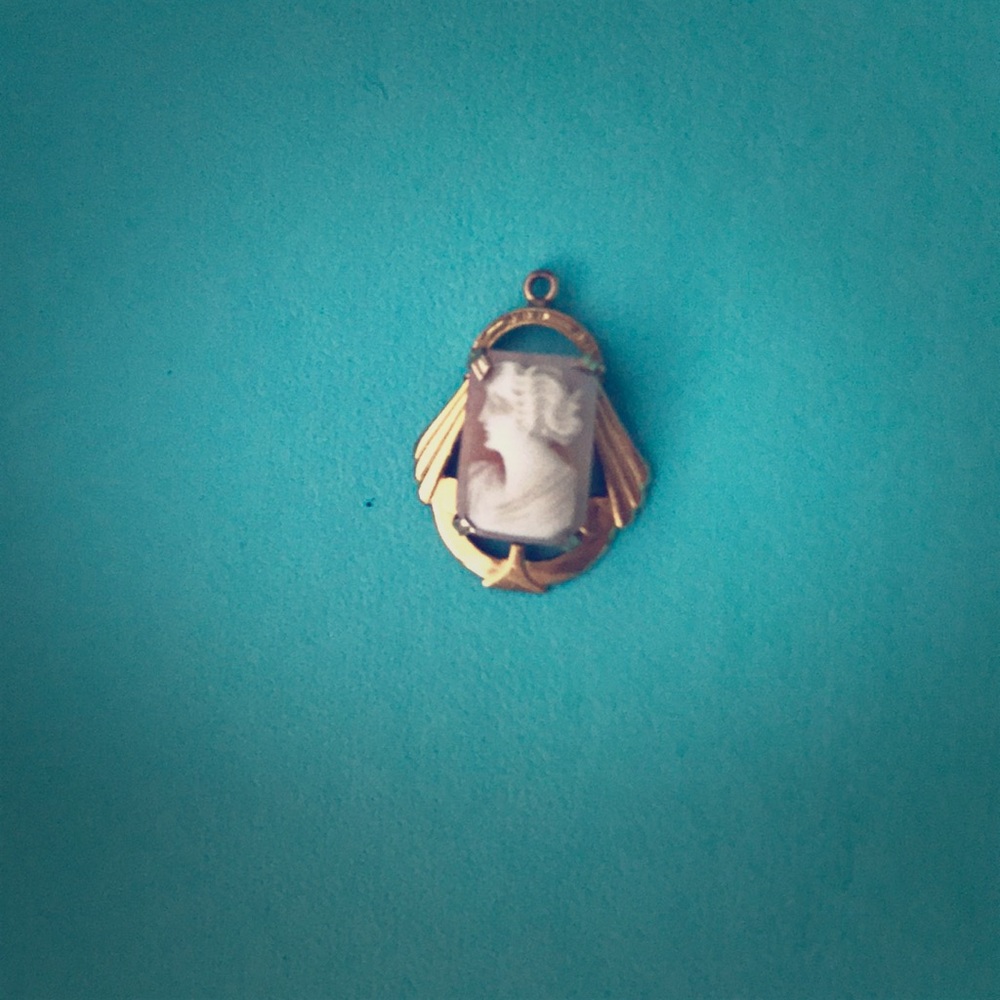 Antique Cameo Pendant for Necklace